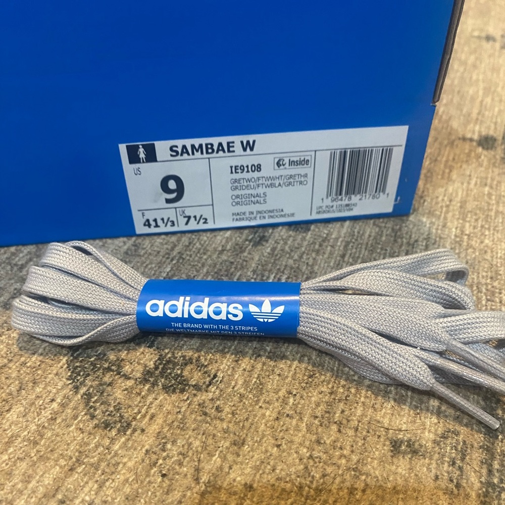 Adidas Gray and White Samba Sneakers NIB - Picture 6 of 7